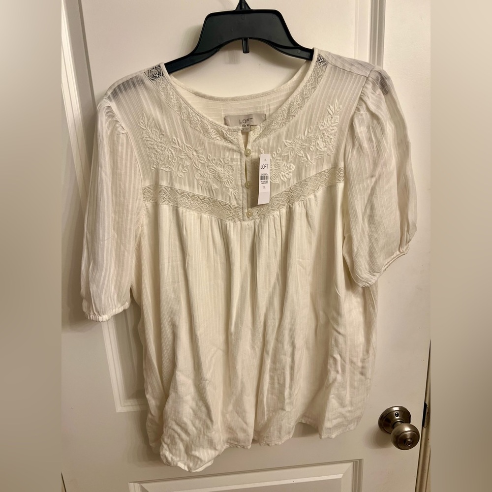 LOFT Blouse size XL NWT